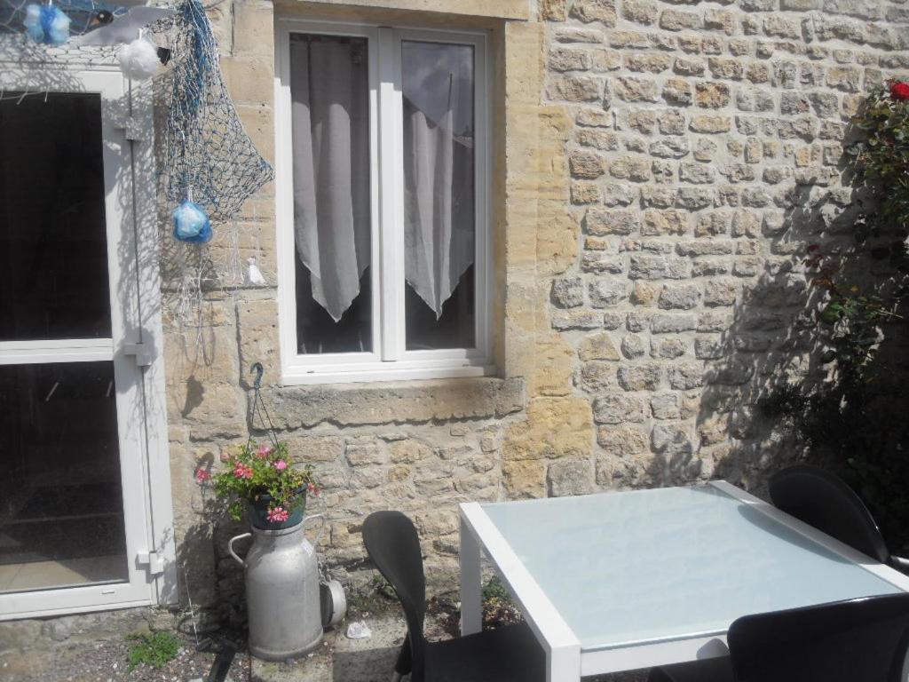 Gites De Mer Port-en-Bessin-Huppain Esterno foto